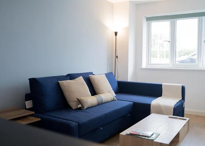 The Kensington Apartment, Free Carpark, Ideal Location For Exploring Oxford City & Nearby Places, Easy Access To Ring Road Mini Plant, Universities & Oxford Science Parks