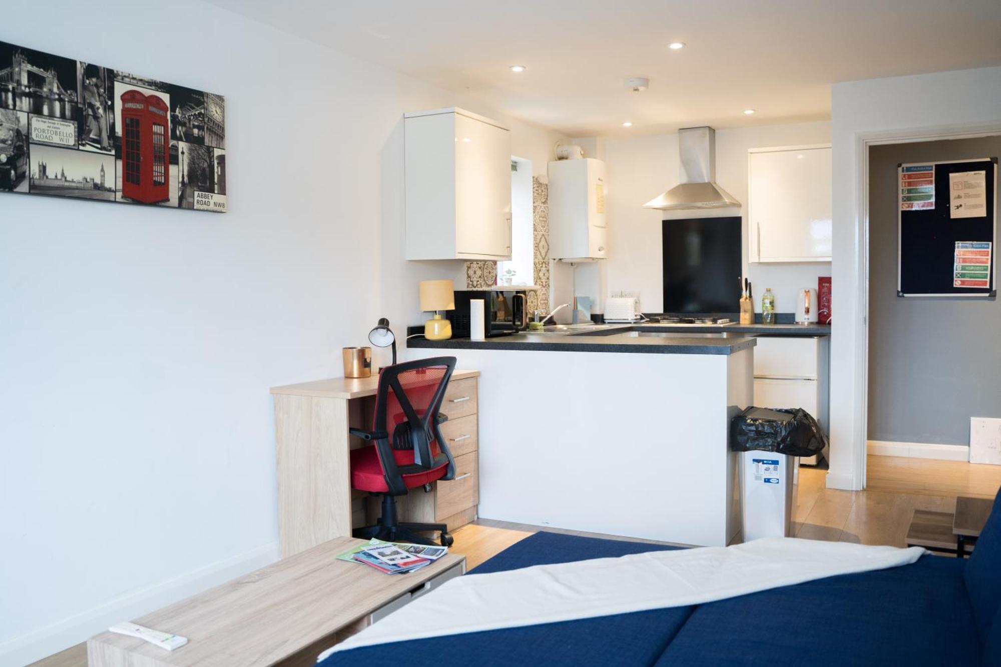 The Kensington Apartment, Free Carpark, Ideal Location For Exploring & Nearby Places, Easy Access To Ring Road Mini Plant, Universities & Science Parks Apartamento Oxford