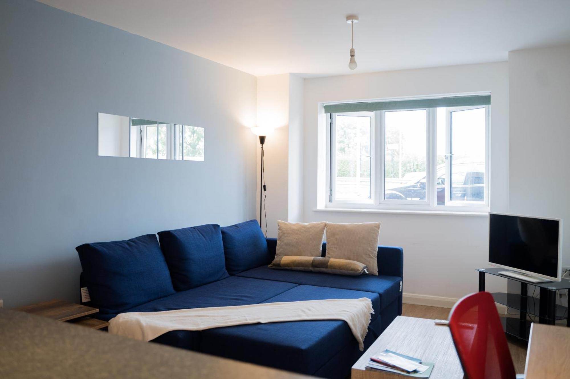 The Kensington Apartment, Free Carpark, Ideal Location For Exploring & Nearby Places, Easy Access To Ring Road Mini Plant, Universities & Science Parks Apartamento